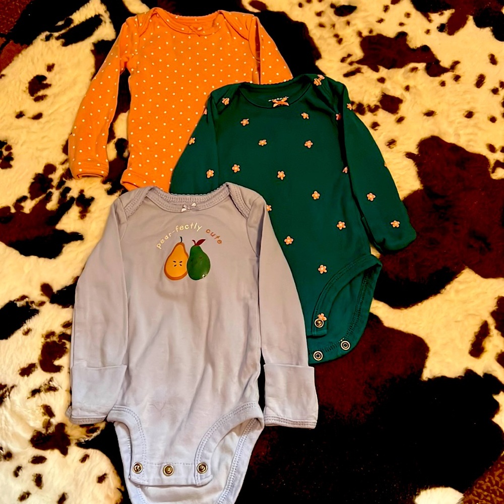 NB long sleeve onesies